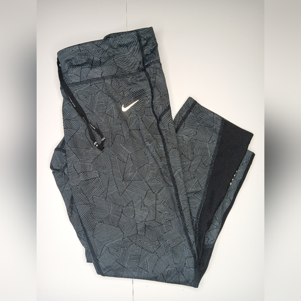 NIKE WoMens Dri-fit running tights Large